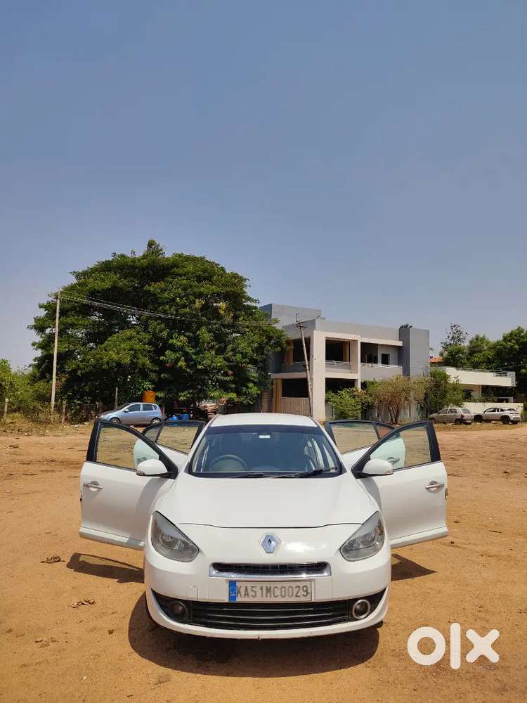 Renault Fluence 2011 
Insurance Fc Running 
Fuel Diesel 
Good Runing