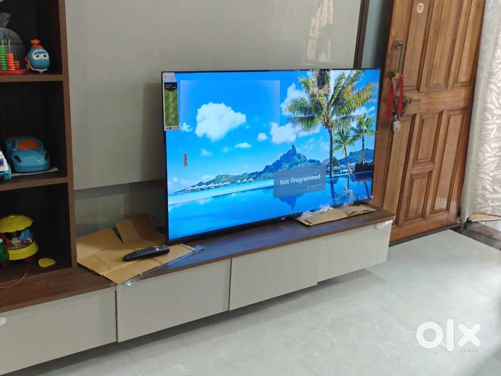 Brand new 43 android smart tv with warranty