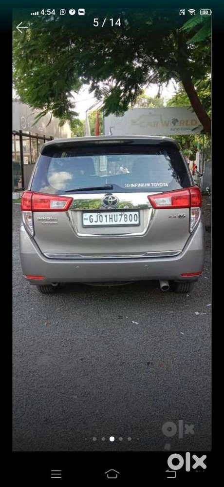 Toyota Innova Crysta