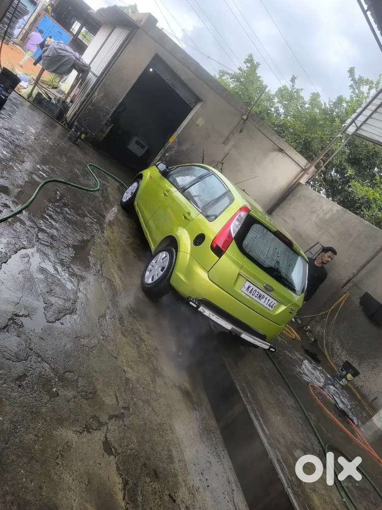 Ford Figo Diesel Zxi 2011