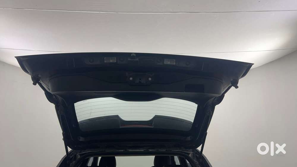Nissan Magnite 1.0 Xv, 2022, Petrol