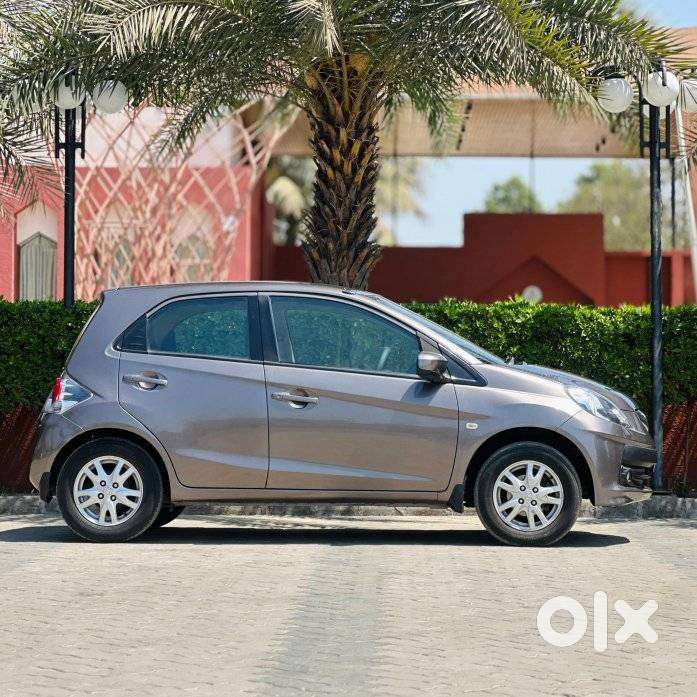 Honda Brio 2011-2013 V Mt, 2012, Petrol