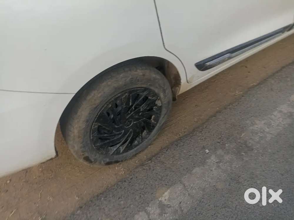 Maruti Suzuki Ertiga 2021 Petrol Well Maintained