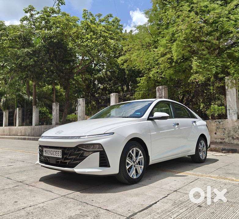 Hyundai Verna 1.5 Sx (o) Ivt, 2024, Petrol