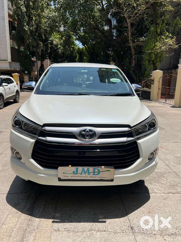 Toyota Innova Crysta 2.8z Automatic, 2016, Diesel