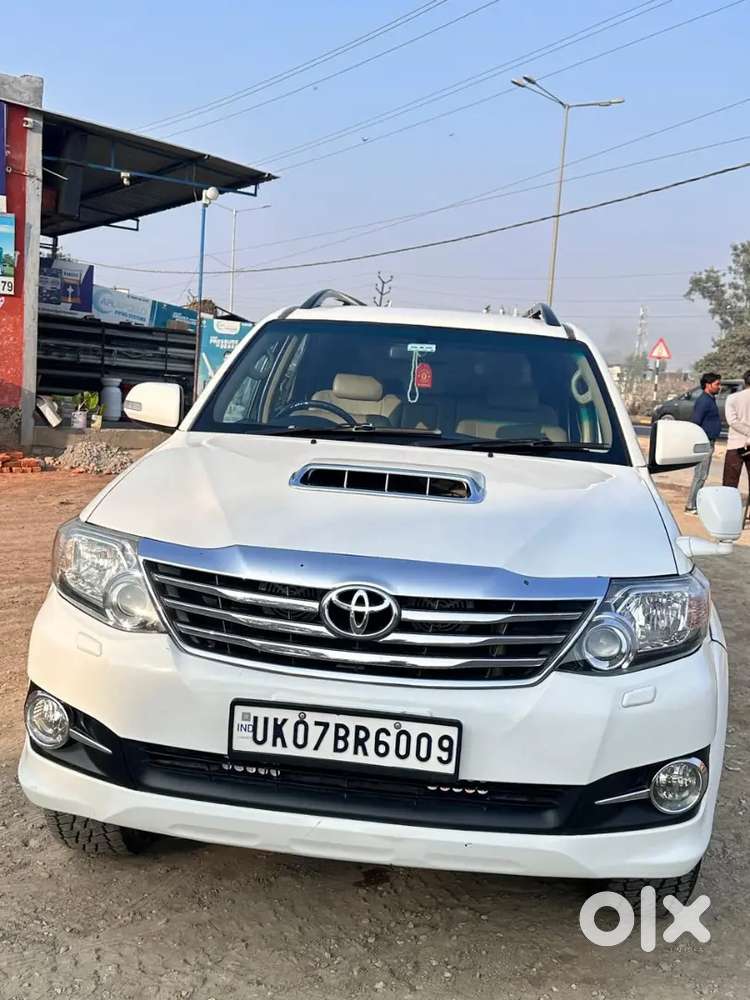 Toyota Fortuner 2016 Diesel 110000 Km Driven