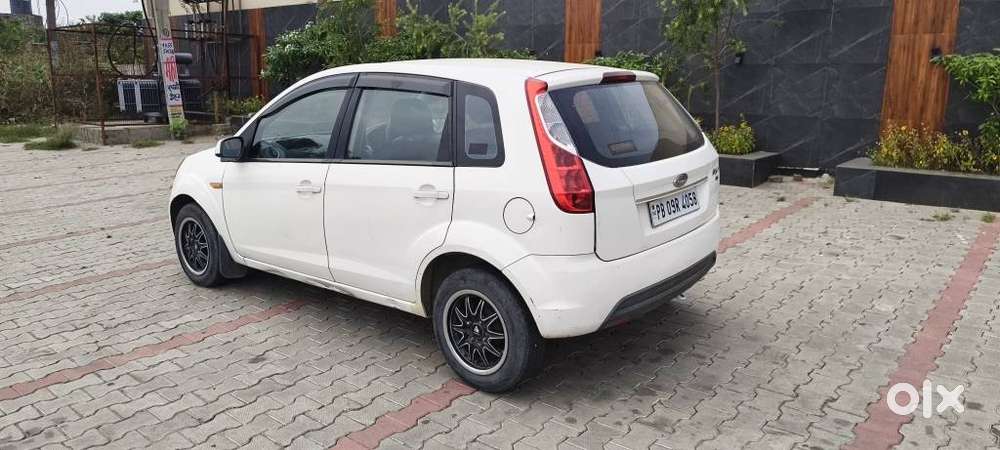 Ford Figo Duratorq Zxi 1.4, 2012, Diesel