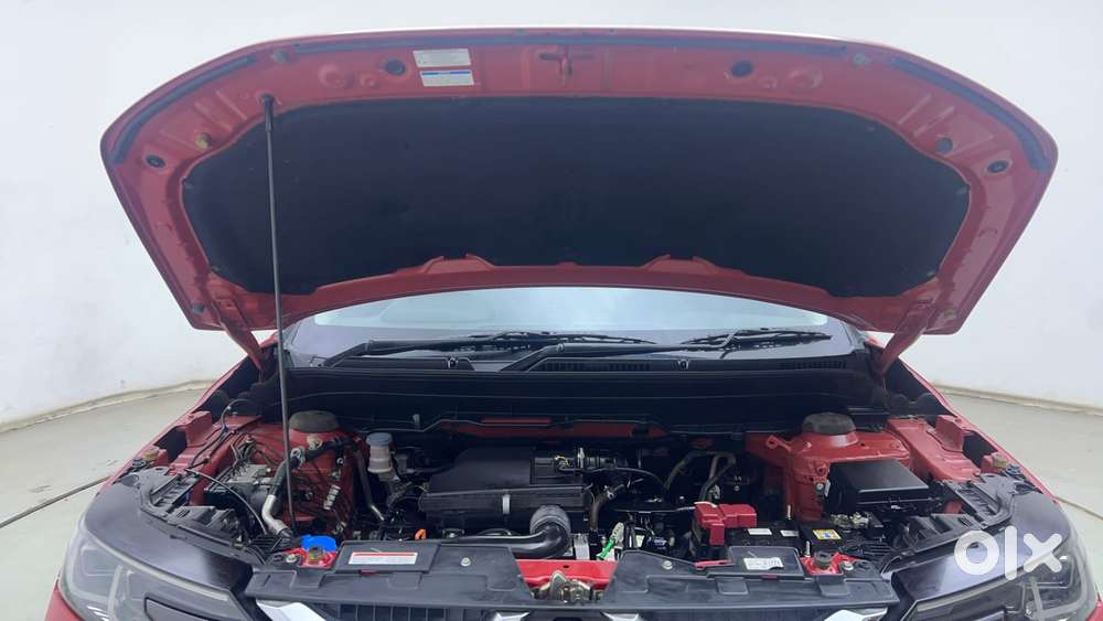 Maruti Suzuki Vitara Brezza 1.5 Zxi Plus At Dual Tone, 2022, Petrol