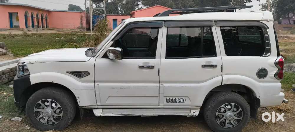 Mahindra Scorpio 2018 Diesel Manual Year