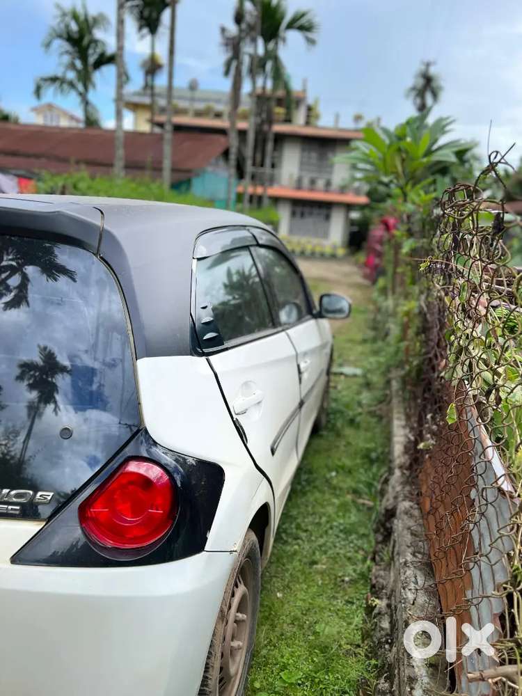 Honda Brio Mt Petrol 2012