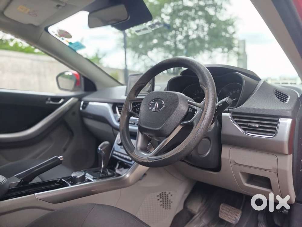 Tata Nexon 1.2 Revotron Xza Plus Dualtone, 2018, Petrol