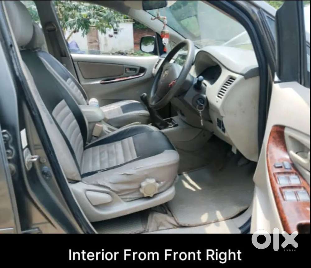 Toyota Innova 2011 Diesel 200000 Km Driven