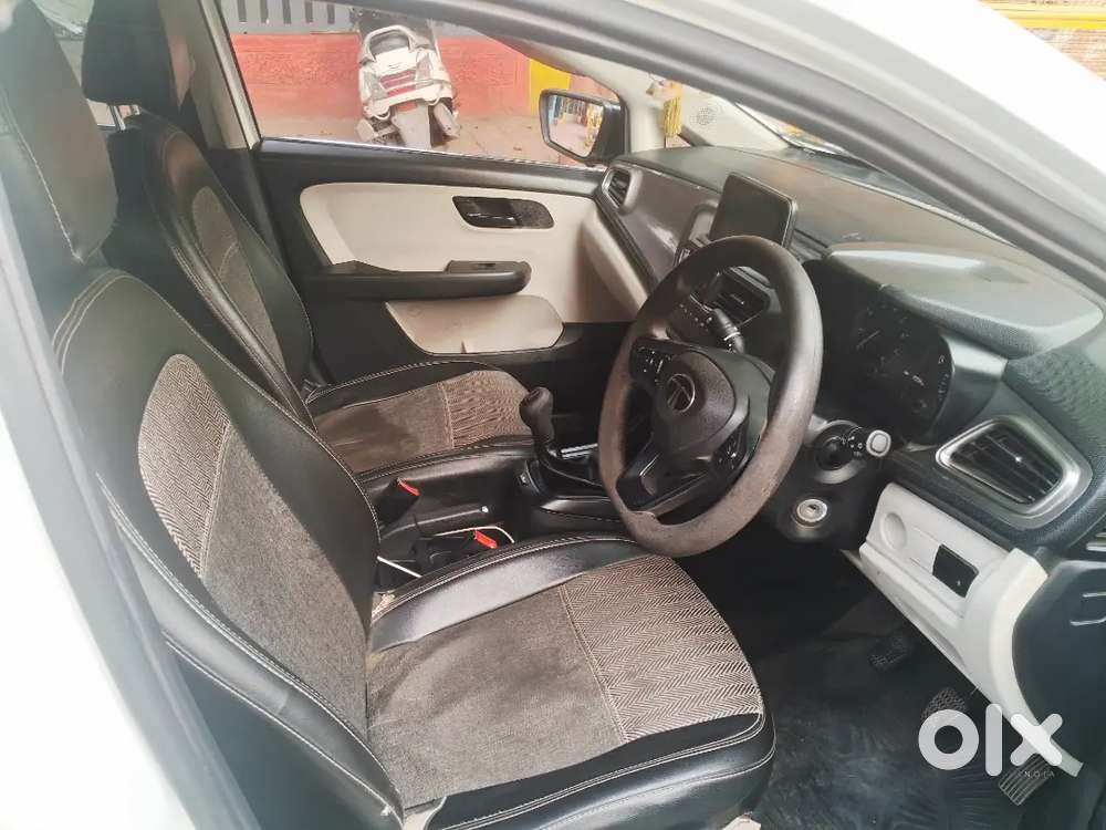 Tata Altroz 1.2 Xma Plus 2024