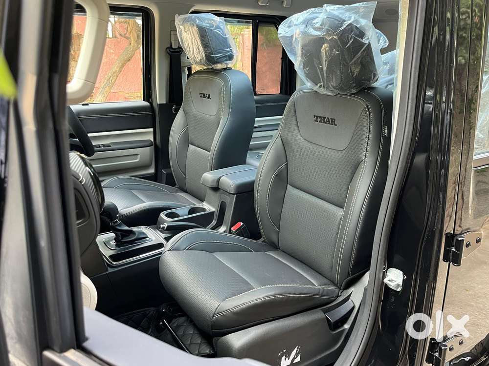 Mahindra Thar Roxx Ax7 L Petrol At 2wd, 2026, Petrol