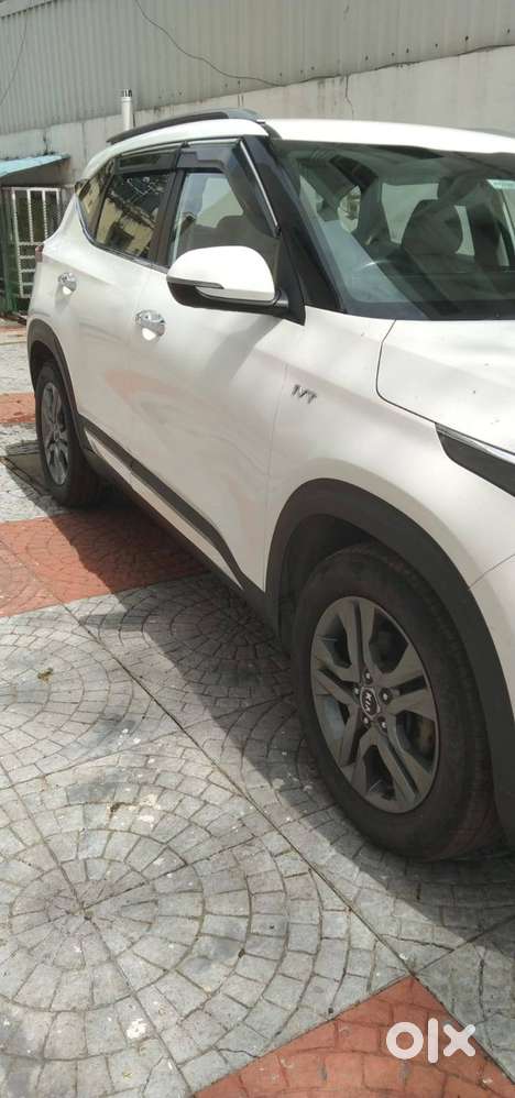 White Color With Fancy No.
