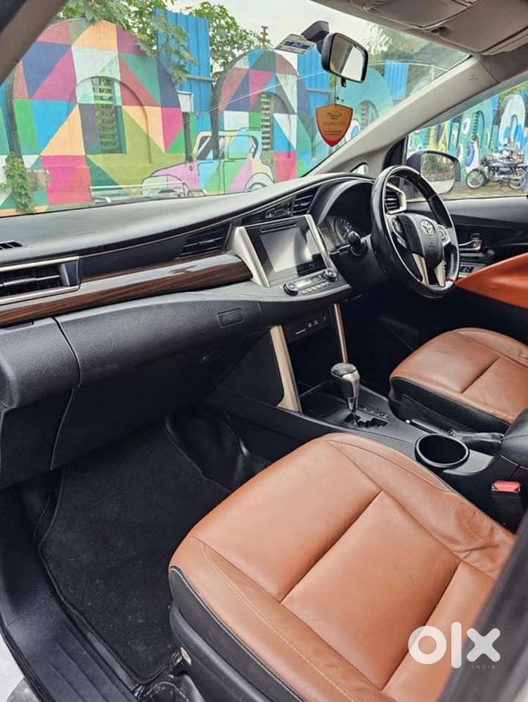 Toyota Innova Crysta Diesel 2016