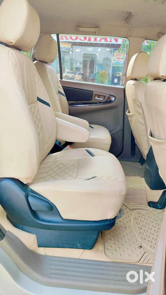 Toyota Innova 2.5 V 7 Str, 2015, Diesel