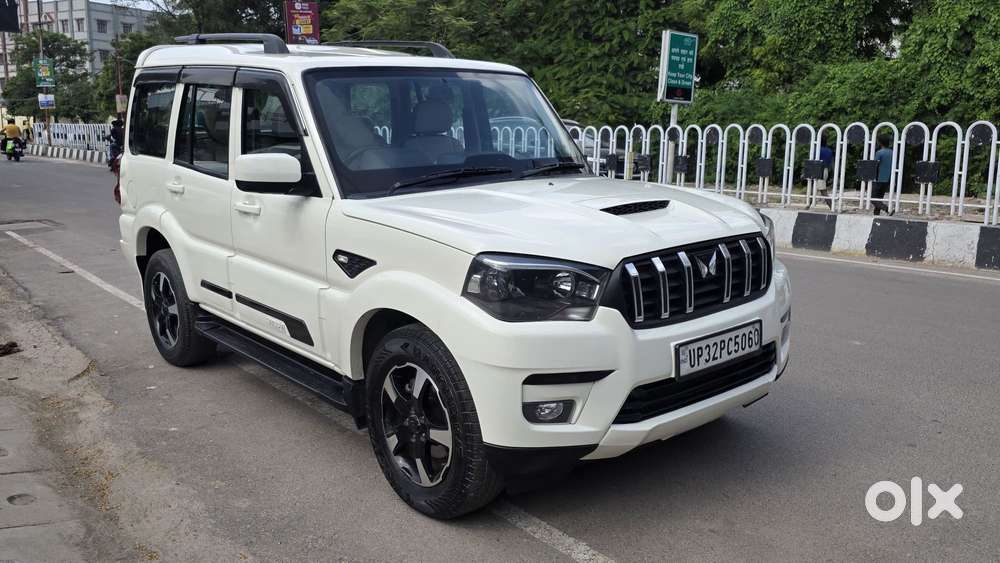 Mahindra Scorpio S6 Plus, 2023, Diesel