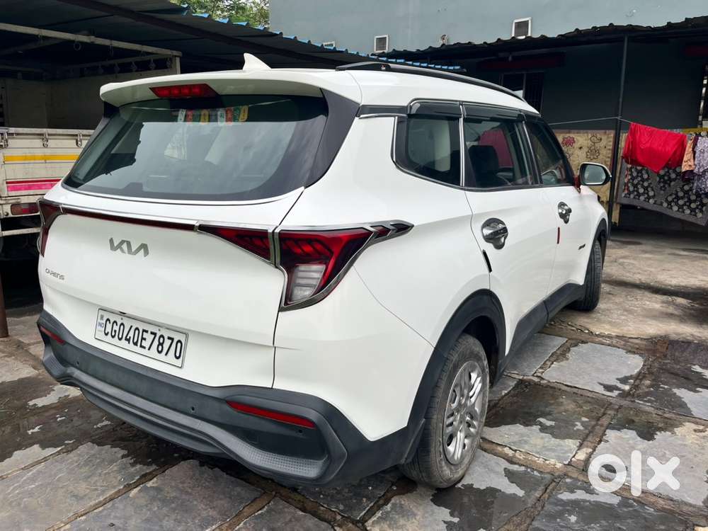 Kia Carens 2025 Petrol