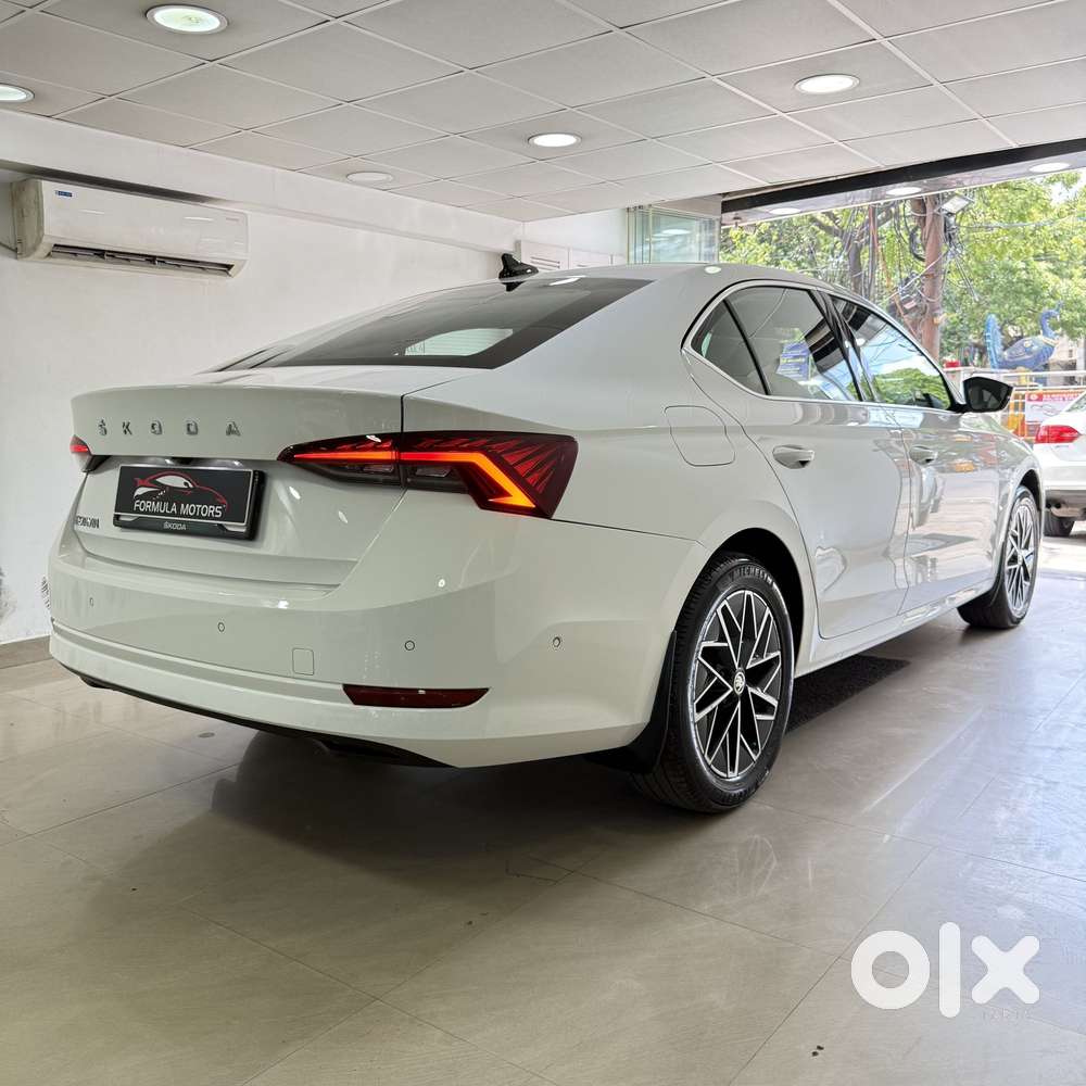 Skoda Octavia 2.0 L K Tsi At, 2022, Petrol
