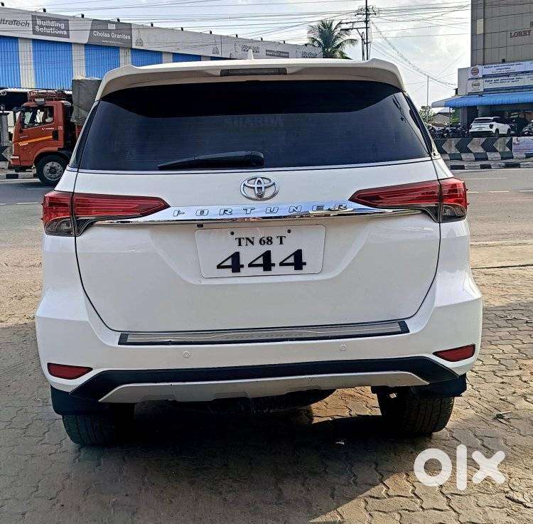 Toyota Fortuner 3.0 4x2 Automatic, 2016, Diesel