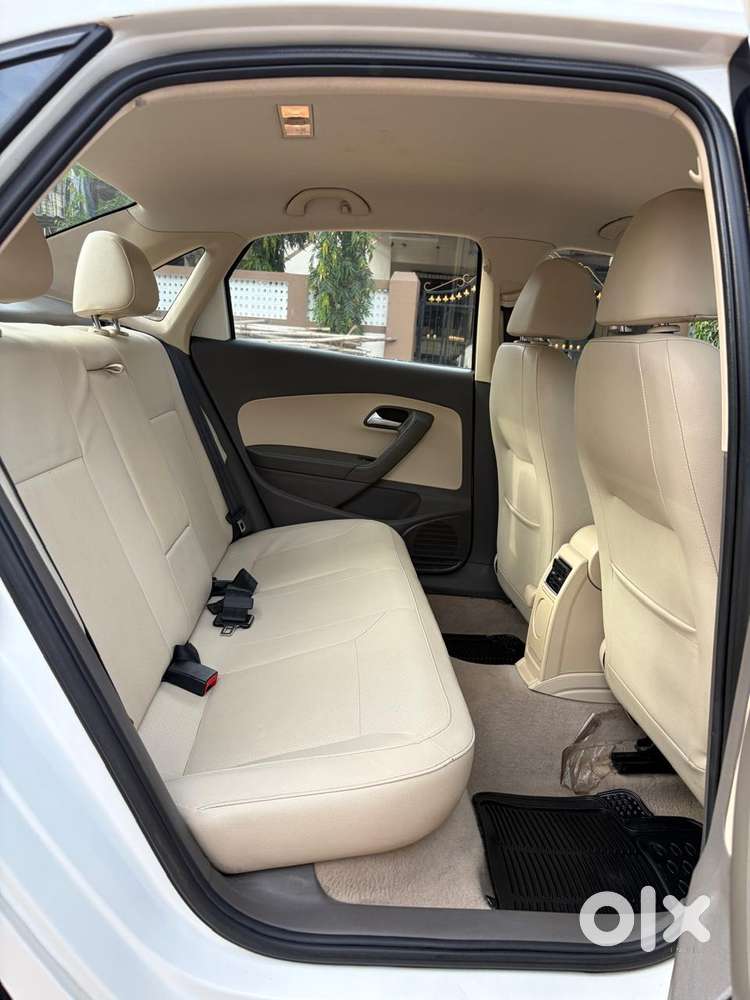 Volkswagen Vento Petrol Highline, 2015, Petrol