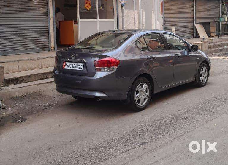 Honda Civic Petrol 2010 (+cng Outfitted)