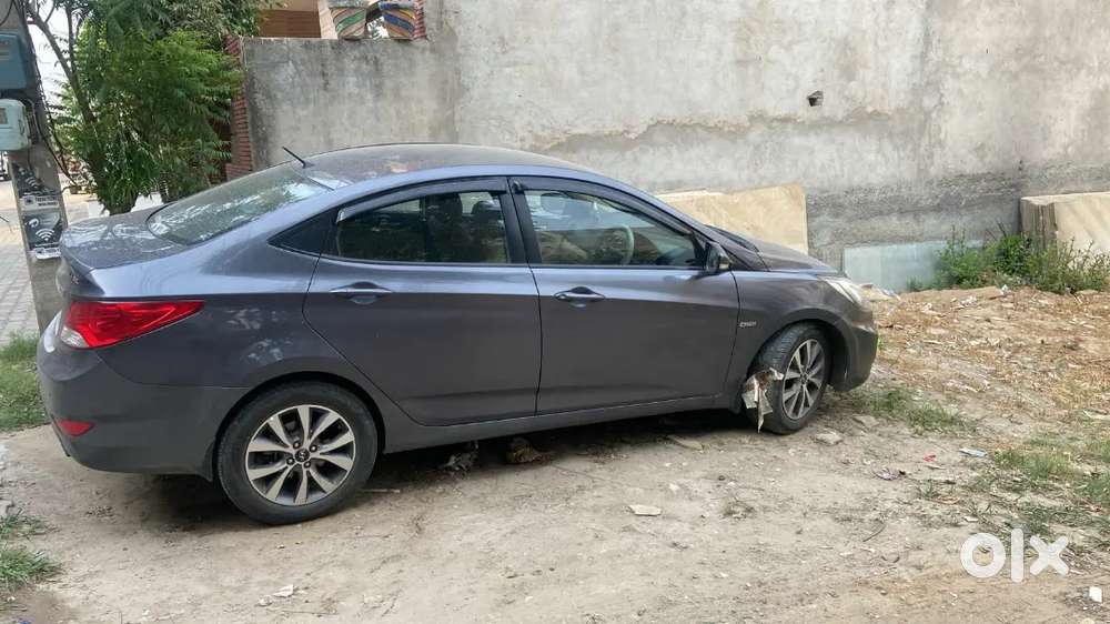 Hyundai Fluidic Verna 2015 Diesel 132600 Km Driven