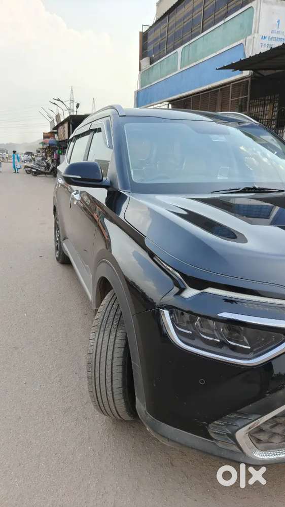 Kia Carens 2023 Diesel Well Maintained (urgent Sale)