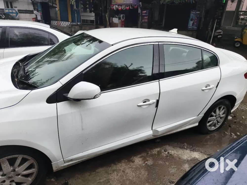 Renault Fluence 2012 Petrol