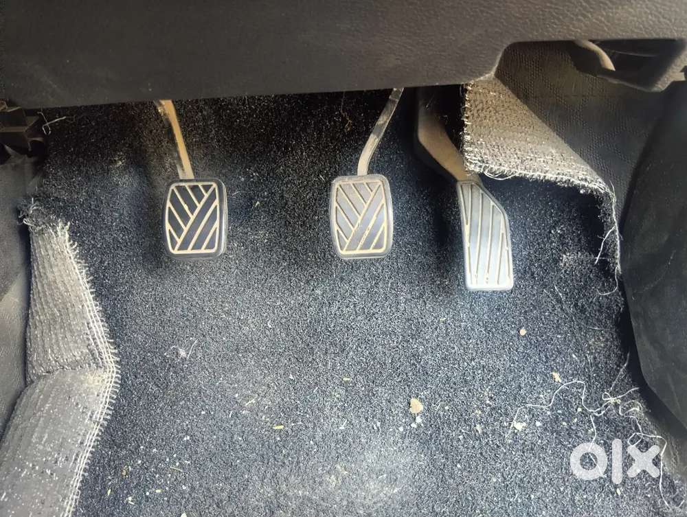 Maruti Suzuki Brezza Cng Lxi  7.5 Lage Hue Hai Isse Uper Ki Baat Kare