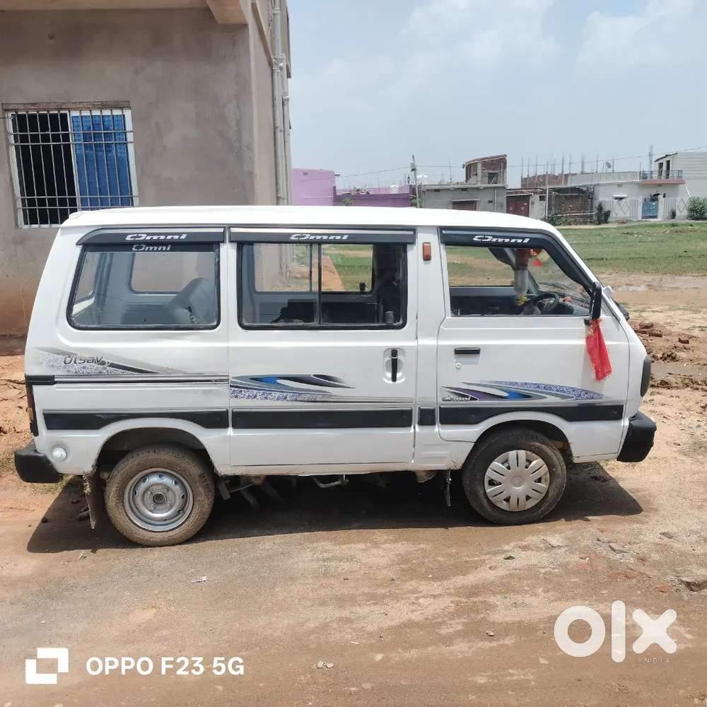 Rs . 170000/- Van Daily Running For School