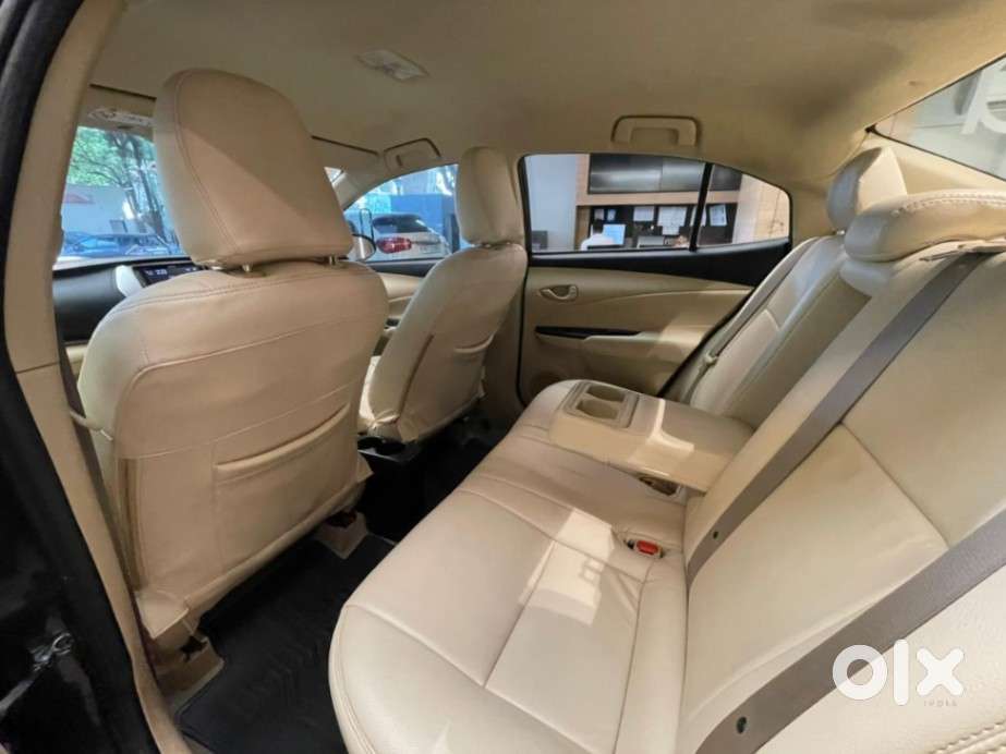 Toyota Yaris J Cvt, 2020, Petrol