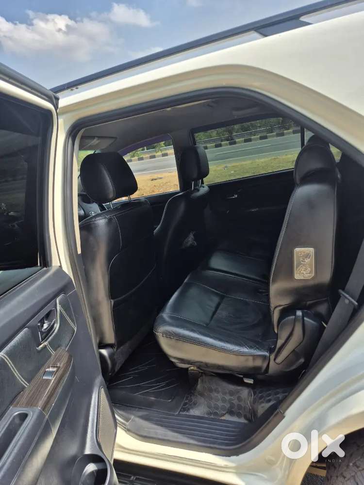 Toyota Fortuner 2015 Diesel Well Maintained