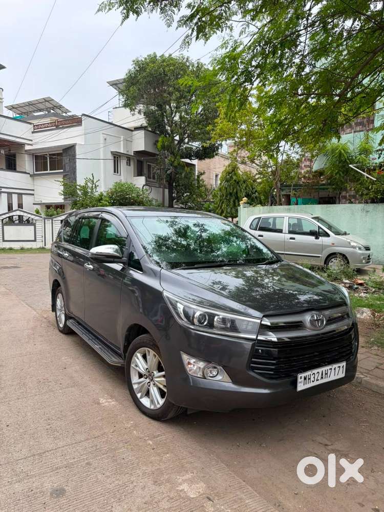 Toyota Innova Crysta 2018