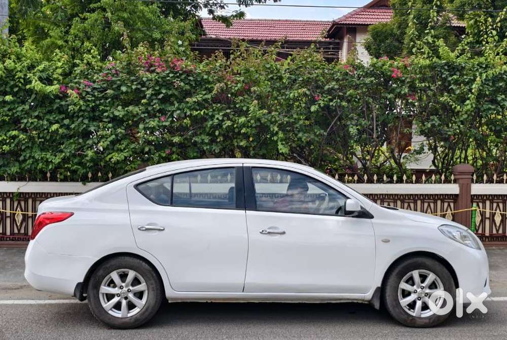 Nissan Sunny Diesel Xv, 2015, Diesel