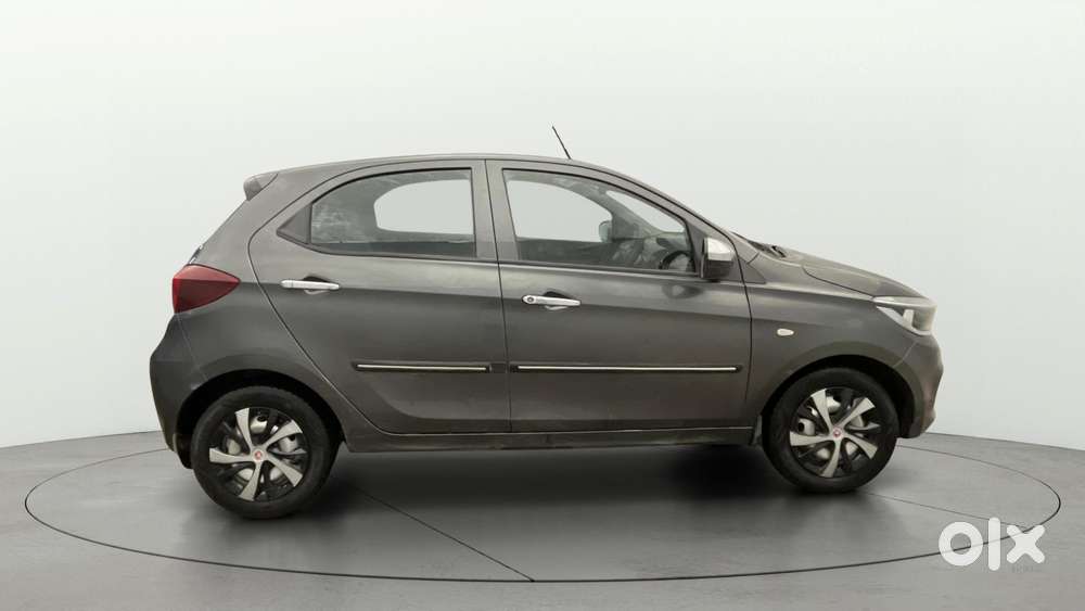 Tata Tiago Xe, 2020, Petrol