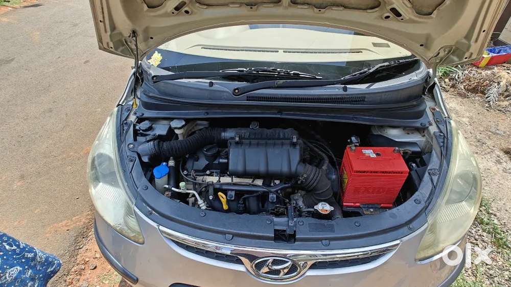 Hyundai I10 Sportz 1.2 2010  62,000 Km  Well Maintained