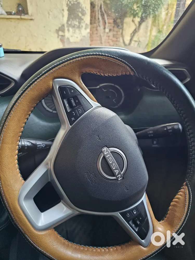 Nissan Magnite Xe Mt 2024  Top Model Look Modified  Singel Owner