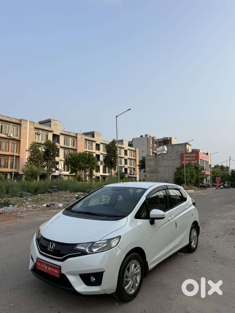 Honda Jazz V Automatic, 2017, Petrol