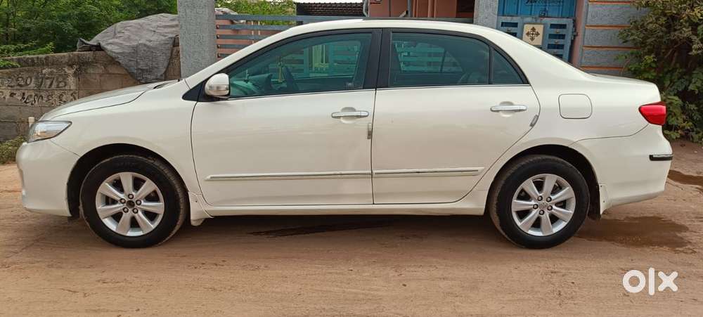 Toyota Corolla Altis