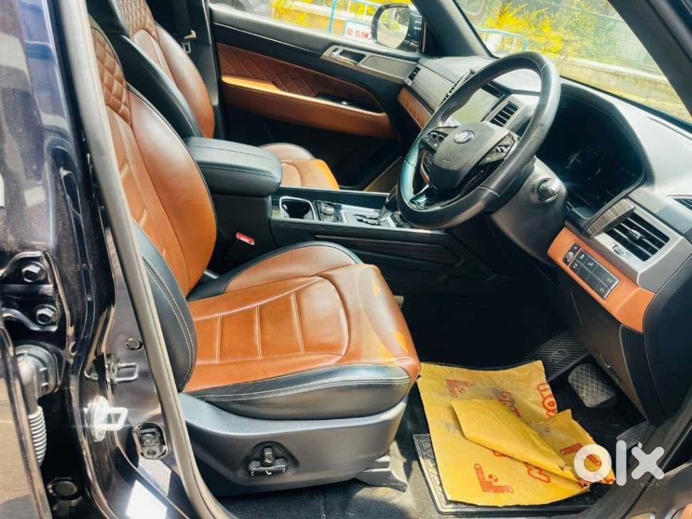 Mahindra Alturas G4 4wd At, 2021, Diesel