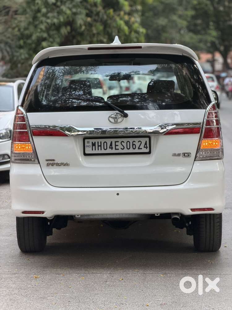 Toyota Innova 2.5 G (diesel) 8 Seater, 2010, Diesel