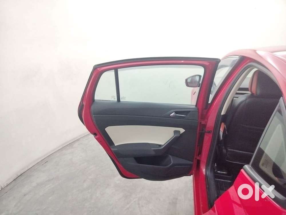 Skoda Slavia Ambition 1.0l Tsi At, 2022, Petrol