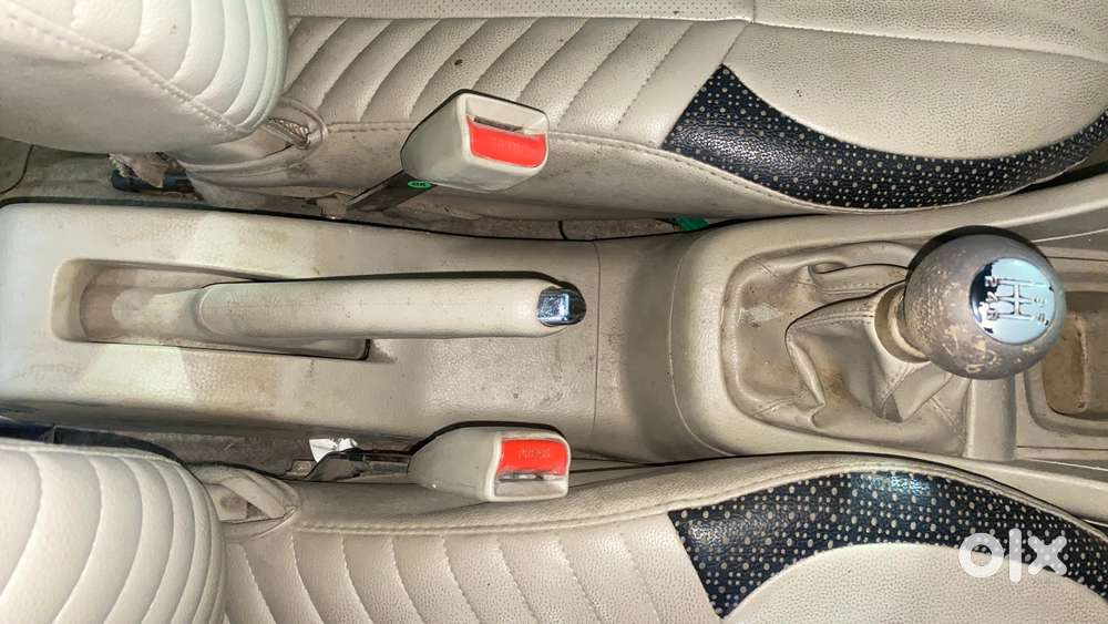 Maruti Suzuki Swift Dzire Zxi 1.2, 2017, Petrol