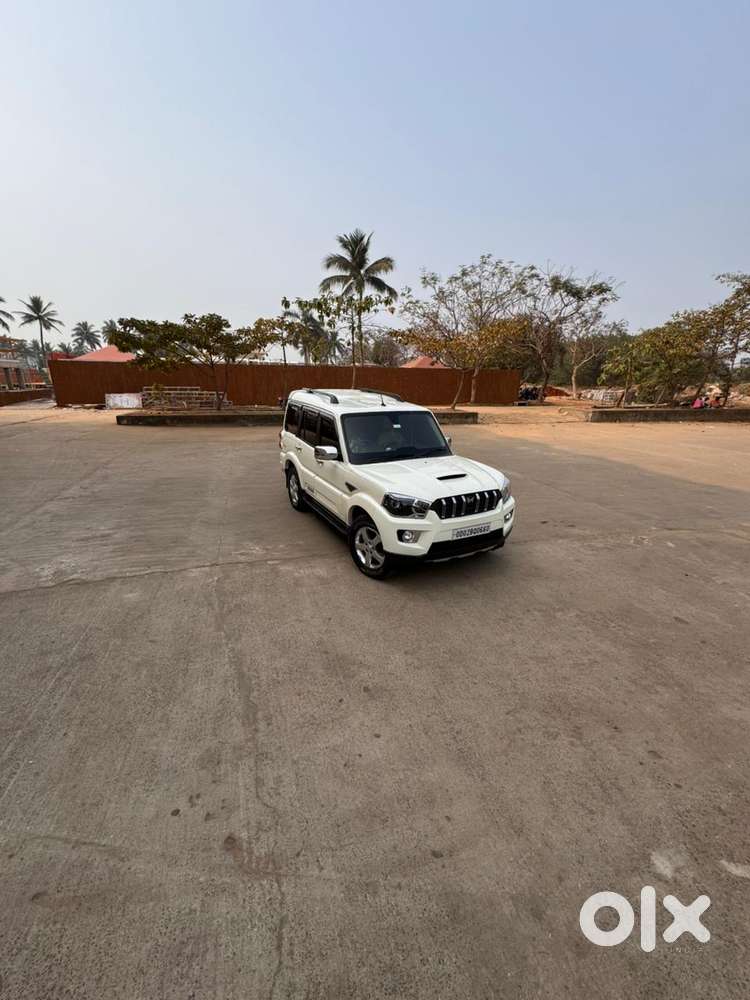 Mahindra Scorpio Classic 2.2 S 11 Mt 7 Str, 2021, Diesel