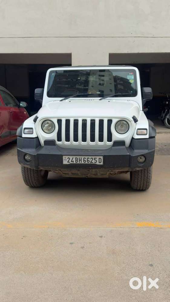 Thar 2wd White Colour