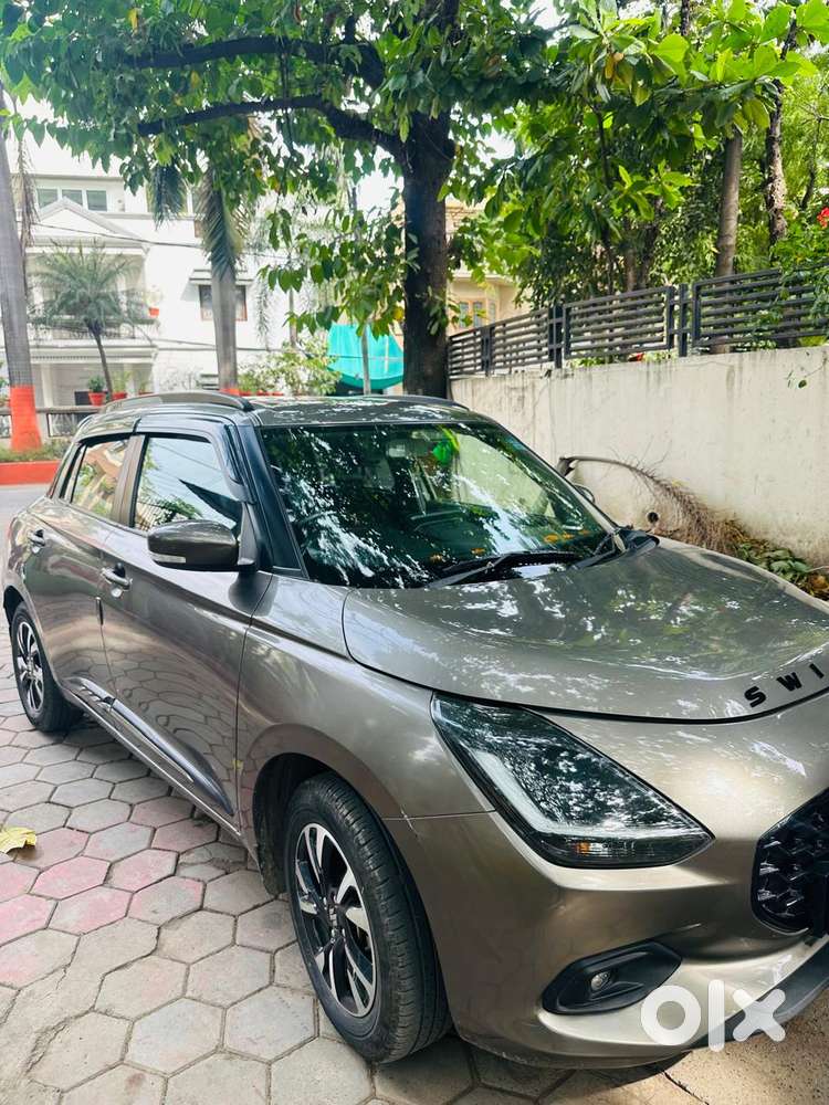 Maruti Suzuki Swift Zxi Plus, 2025, Petrol