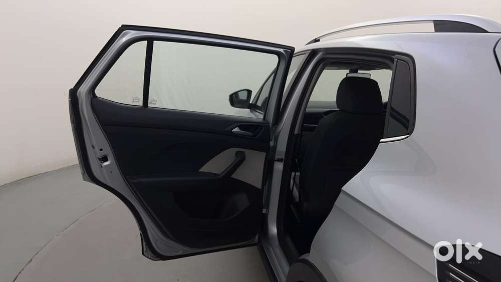 Volkswagen Taigun Topline 1.0 Tsi At (electric Seats), 2021, Petrol