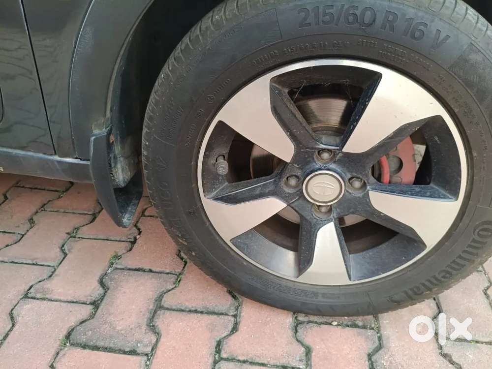 Tata Nexon 2018 Diesel 122000 Km Driven, Good Condition